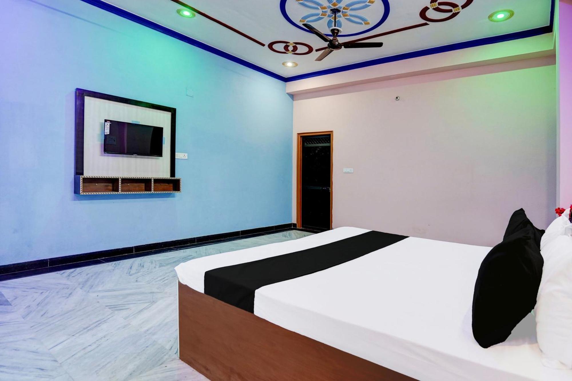 Hotel O J.D. Palace Váránaszi Kültér fotó